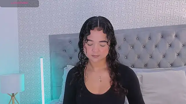 Snapshot of Evaa_Lunna_ chatting on 28, 5, 2026 Evaa Lunna online show from 28, 5, 2026