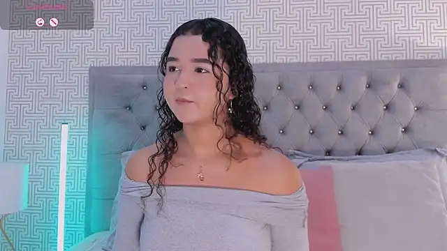 Snapshot of Evaa_Lunna_ chatting on 2, 6, 2026 Evaa Lunna online show from 2, 6, 2026