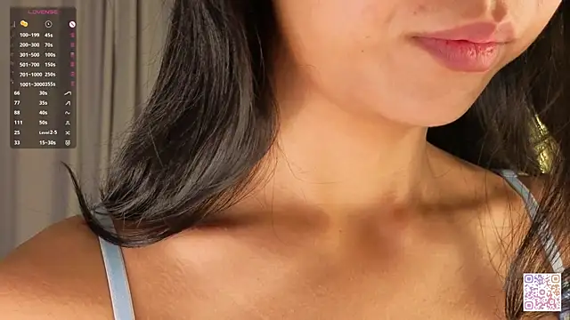 Snapshot of AlodiaAxley chatting on 17, 11, 2025 AlodiaAxley online show from 17, 11, 2025