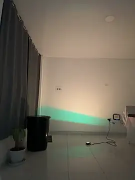 Snapshot of 18_salo chatting on 13, 9, 2025 18 salo online show from 13, 9, 2025