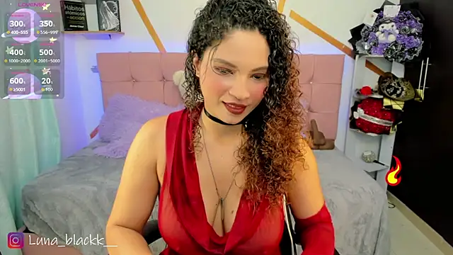 Luna blackk online show from 18, 6, 2026