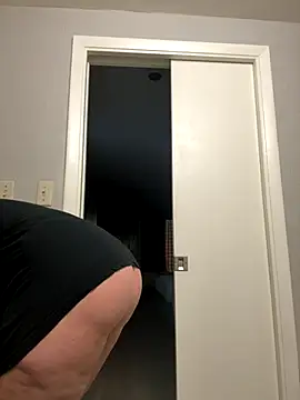 Snapshot of sweetsirenn chatting on 4, 10, 2025 sweetsirenn online show from 4, 10, 2025