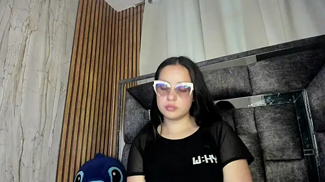 Cherry  Hot online show from 24, 10, 2025