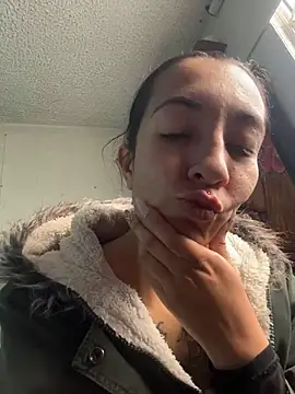 SALOME KORLAND online show from 8, 11, 2025