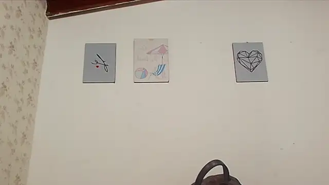 Snapshot of celeste_moonx chatting on 19, 9, 2025 celeste moonx online show from 19, 9, 2025