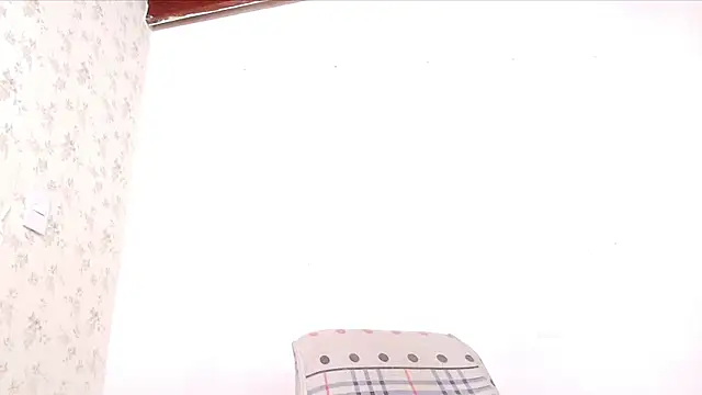 Snapshot of celeste_moonx chatting on 18, 10, 2025 celeste moonx online show from 18, 10, 2025