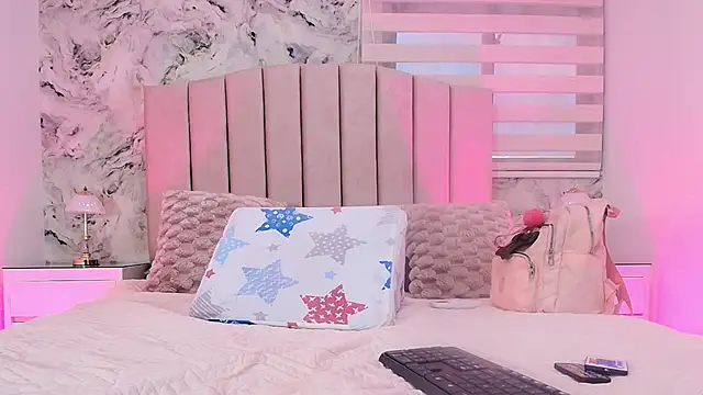 Snapshot of celeste_moonx chatting on 12, 11, 2025 celeste moonx online show from 12, 11, 2025