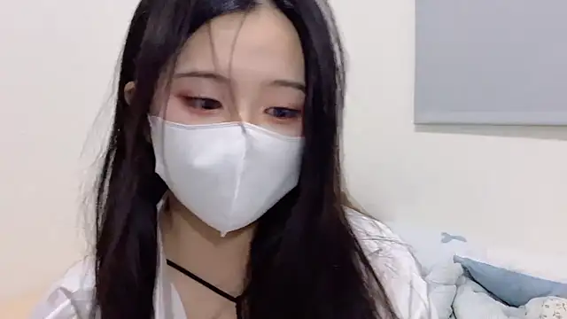 Snapshot of LHeart chatting on 27, 9, 2025 LHeart online show from 27, 9, 2025