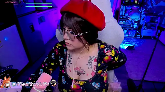 Snapshot of AlyssaRomanova chatting on 27, 10, 2025 AlyssaRomanova online show from 27, 10, 2025