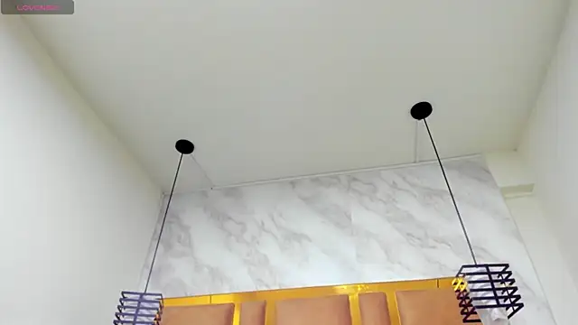 Luciifeer  online show from 19, 4, 2026