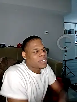 Snapshot of MrGreenbeanbean88 chatting on 24, 11, 2025 MrGreenbeanbean88 online show from 24, 11, 2025