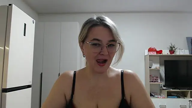 EleanoraDream online show from 28, 4, 2026