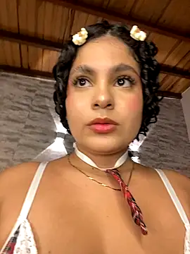 Yassy vazquez online show from 4, 10, 2025