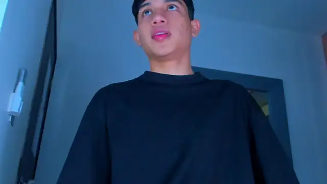 Sebax Young online show from 26, 11, 2025