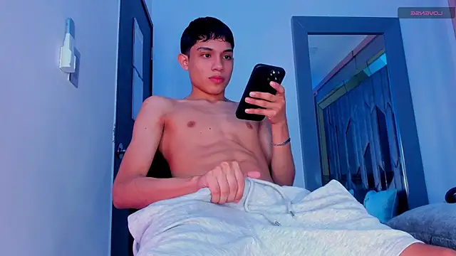 Sebax Young online show from 28, 7, 2026