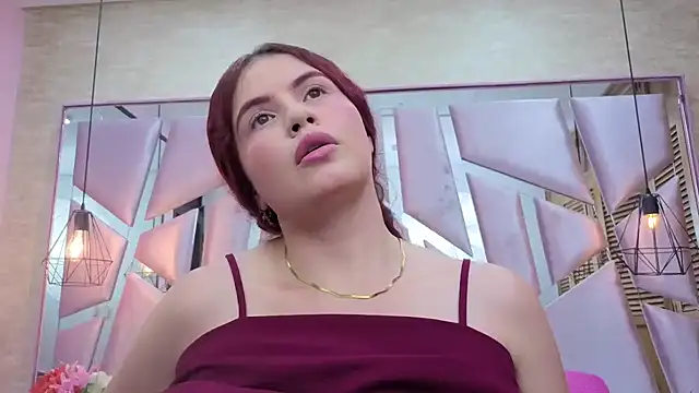 ThaliaCross online show from 27, 4, 2026