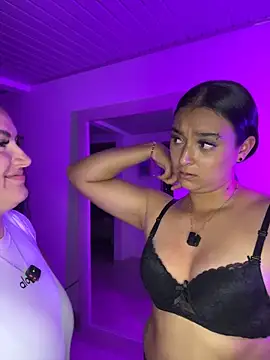 nicolexxaleja online show from 25, 4, 2026