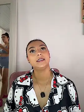 nicolexxaleja online show from 28, 4, 2026