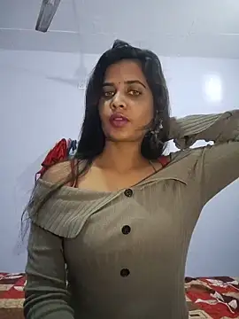 cute radhikaa online show from 16, 6, 2026