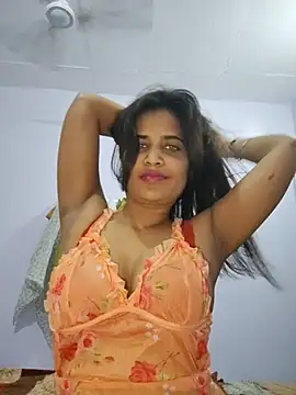 cute radhikaa online show from 10, 7, 2026