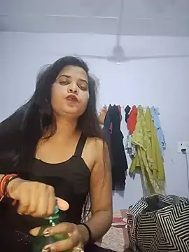cute radhikaa online show from 18, 7, 2026