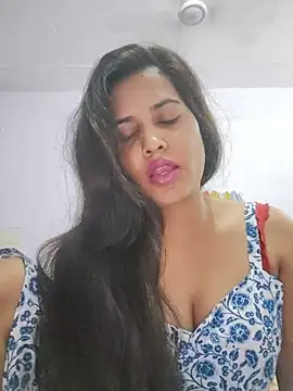 cute radhikaa online show from 19, 7, 2026