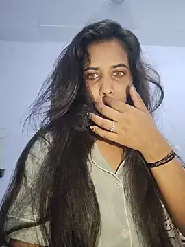 cute radhikaa online show from 23, 7, 2026