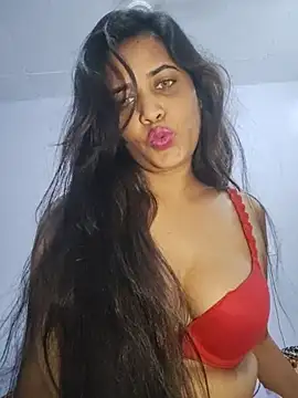 cute radhikaa online show from 24, 7, 2026
