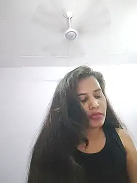 cute radhikaa online show from 26, 7, 2026
