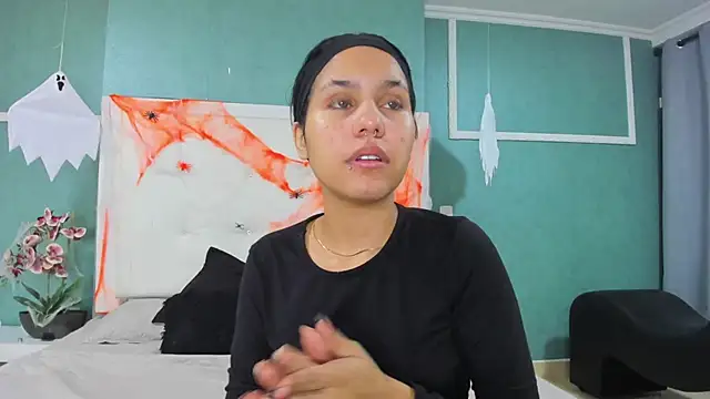 ania gomez online show from 27, 10, 2025