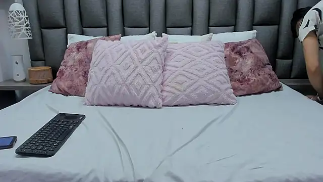 ZoeKrug online show from 21, 2, 2026