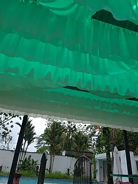 Yessica Lopezz online show from 27, 4, 2026