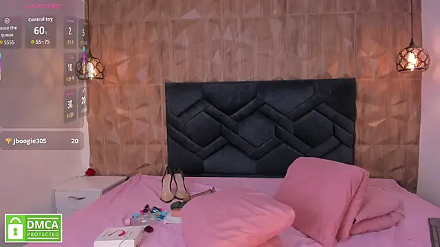 Gia Scott online show from 12, 3, 2026