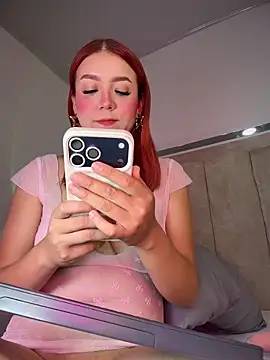 Snapshot of Mia_Juicyberry chatting on 12, 6, 2026 Mia Juicyberry online show from 12, 6, 2026