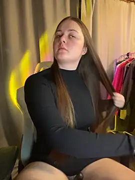 Cuty Kitty online show from 9, 10, 2025