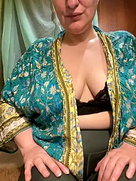 FetishIris online show from 22, 10, 2025