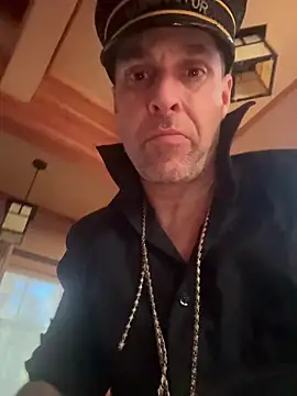 Snapshot of nolimitBackdoorman chatting on 13, 12, 2025 nolimitBackdoorman online show from 13, 12, 2025