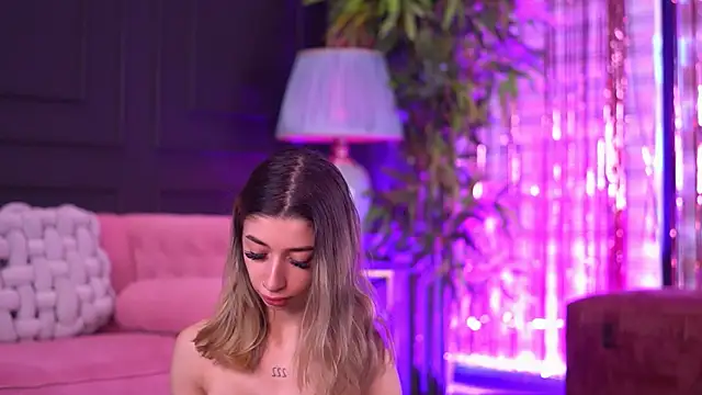 OdetteMason online show from 23, 4, 2026