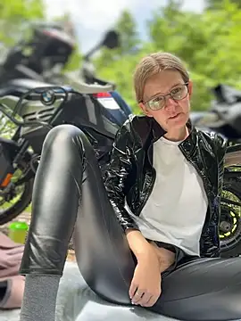 Bikergirl 97 online show from 10, 6, 2026