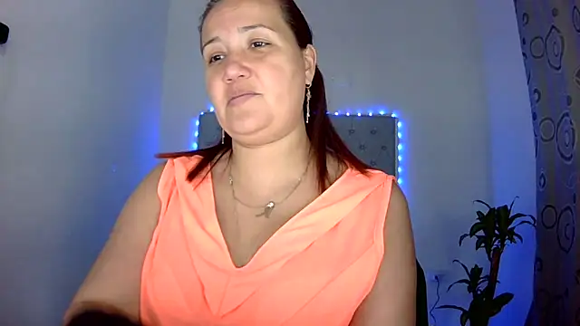 Snapshot of Gabrielajewel_ chatting on 24, 9, 2025 Gabrielajewel online show from 24, 9, 2025