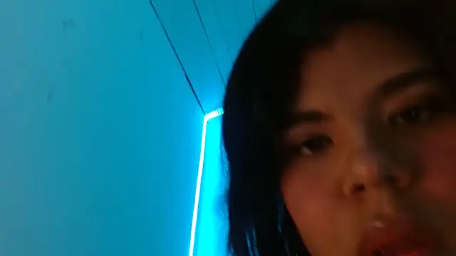 Snapshot of samantha-pettie chatting on 20, 10, 2025 samantha-pettie online show from 20, 10, 2025