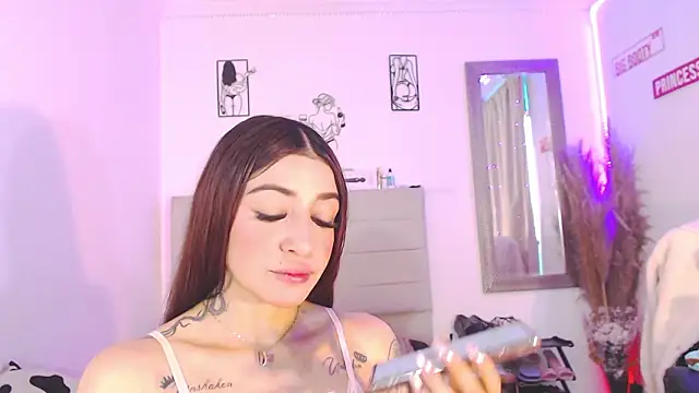 Anna belly online show from 6, 3, 2026