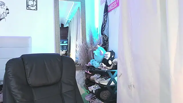Anna belly online show from 23, 7, 2026