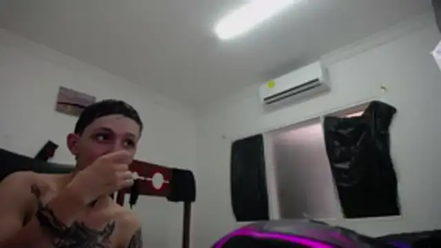 StraightBoy Nick online show from 25, 4, 2026