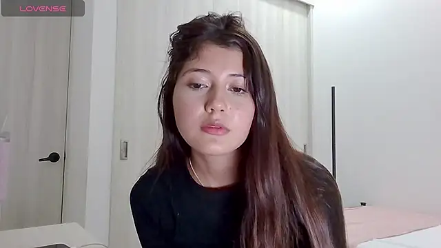 Snapshot of amy_innocent_1 chatting on 24, 6, 2026 amy innocent 1 online show from 24, 6, 2026