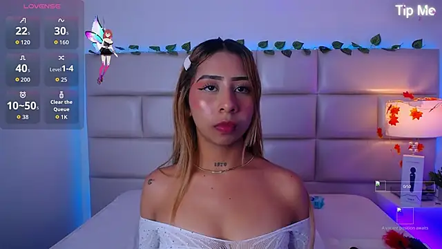 laila stilwiills online show from 7, 11, 2025