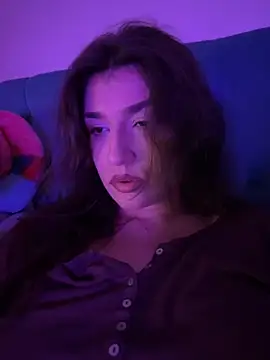 Snapshot of ScarletBloom_ chatting on 20, 11, 2025 ScarletBloom online show from 20, 11, 2025