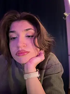 Snapshot of ScarletBloom_ chatting on 21, 12, 2025 ScarletBloom online show from 21, 12, 2025