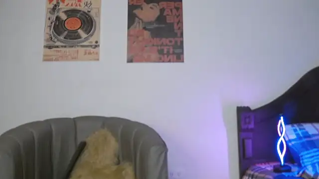 CoralieBronson online show from 26, 2, 2026