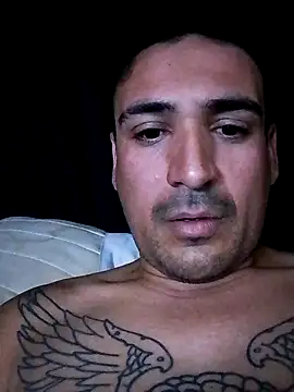 Snapshot of bigandstrong2217 chatting on 9, 10, 2025 bigandstrong2217 online show from 9, 10, 2025